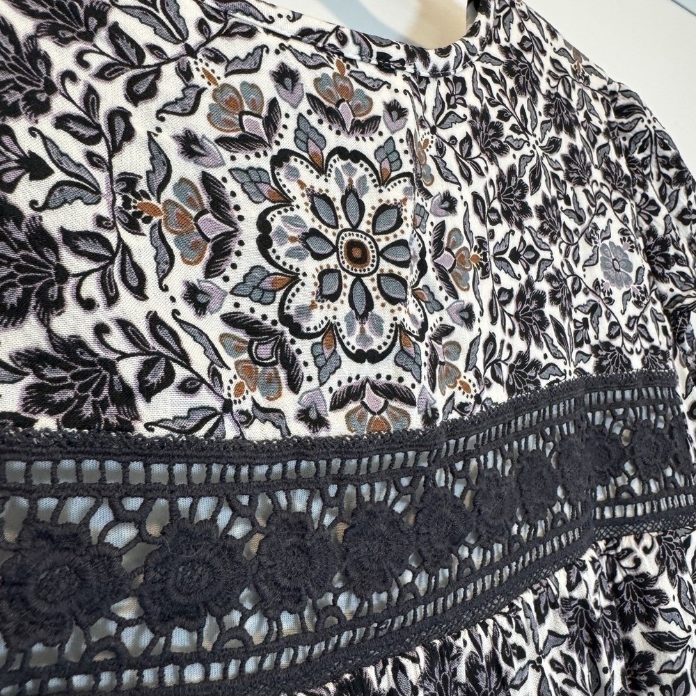 American Eagle Dress Womens XL Floral Boho Crochet Lace Black White Mini Flowy - Picture 5 of 9